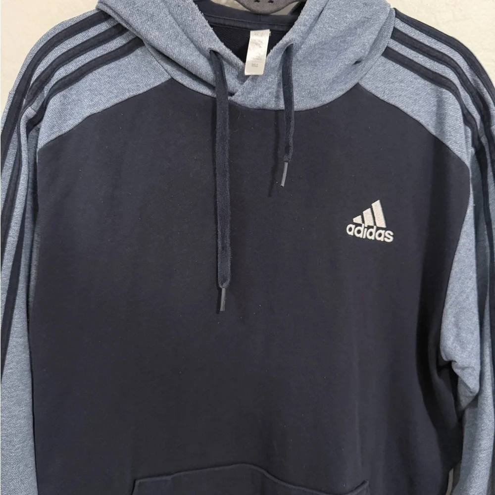 Adidas Men's Dark Blue and Light Blue Hoodie, Medium